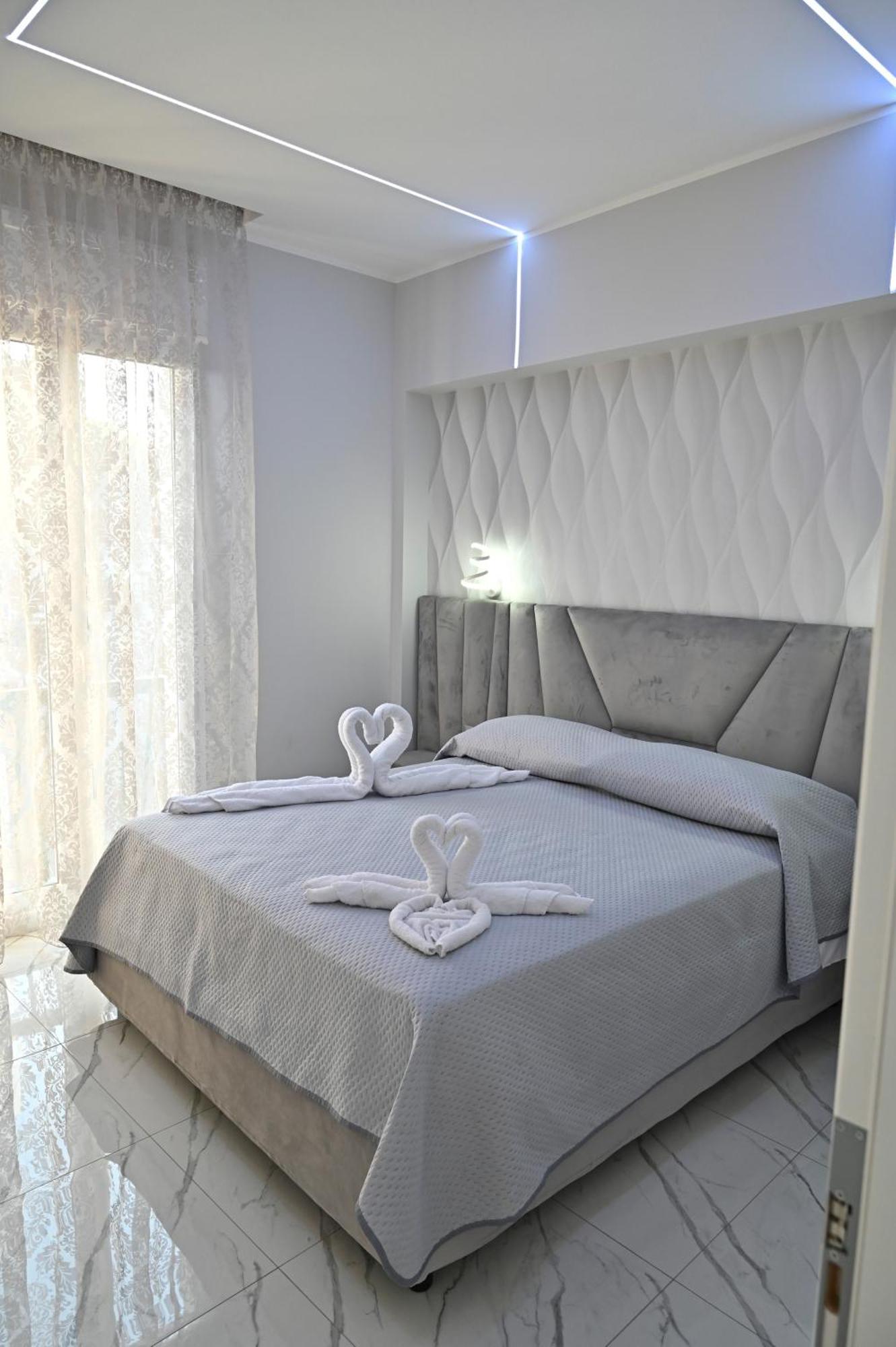 Bebsantaniellohouse1 Bed and Breakfast Napels Buitenkant foto